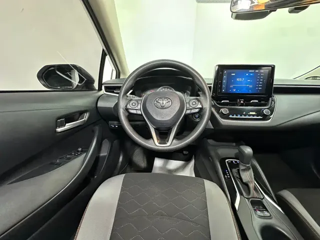Toyota Corolla — Фото автомобиля 12