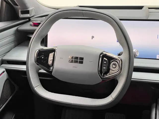 Geely Galaxy E8 — Фото автомобиля 27