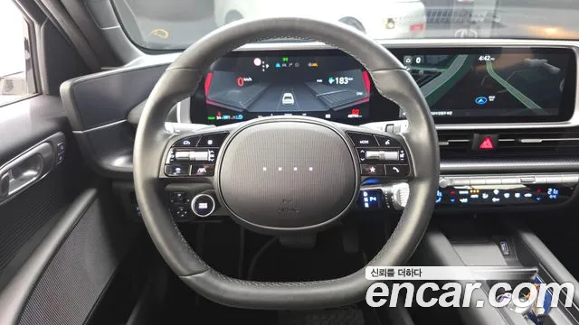 Hyundai Ioniq 6 — Фото автомобиля 12