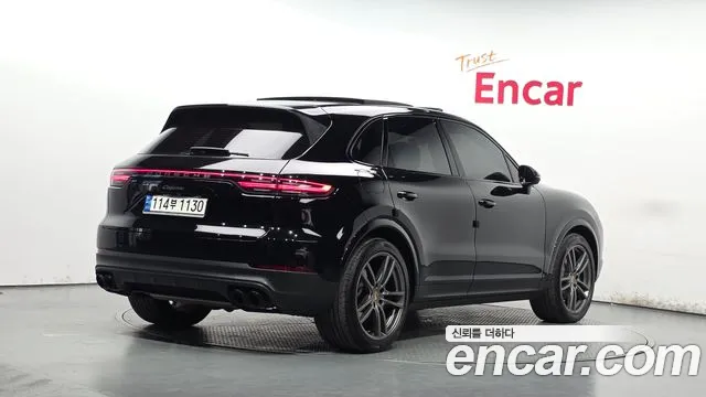 Porsche Cayenne PO536 — Фото автомобиля 2