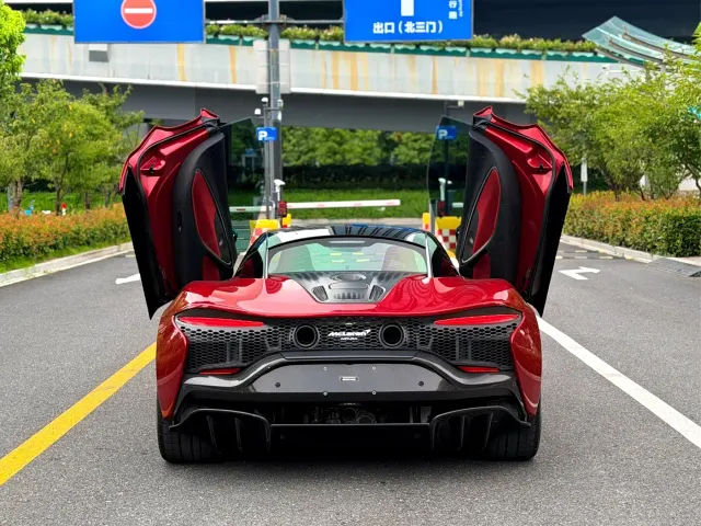 McLaren Artura — Фото автомобиля 7