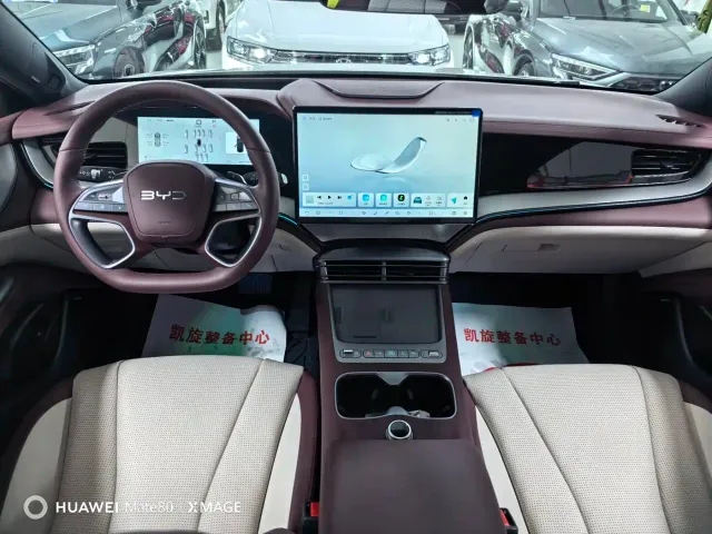 BYD Seal 07 DM-i — Фото автомобиля 10