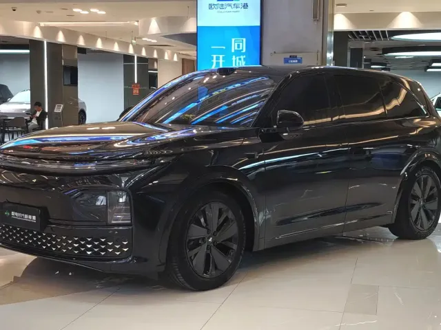 Фотография автомобиля — Li Auto L7