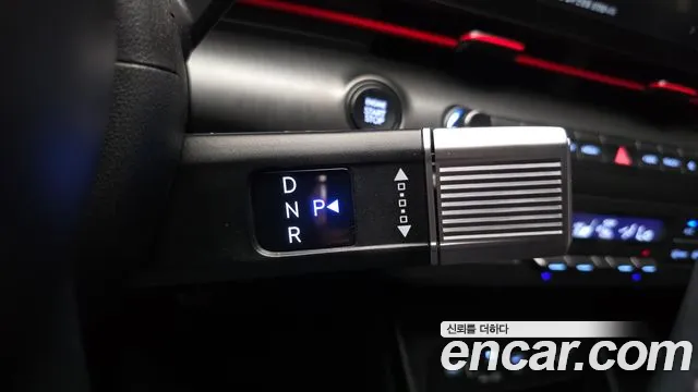 Hyundai Kona SX2 — Фото автомобиля 12