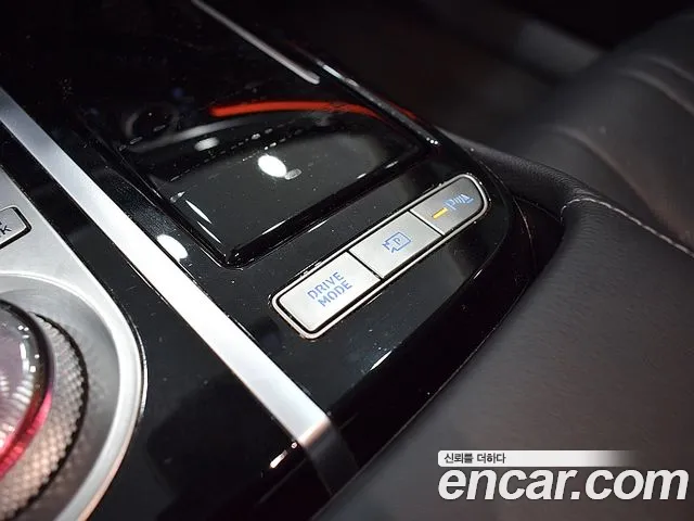 Genesis G80 — Фото автомобиля 3
