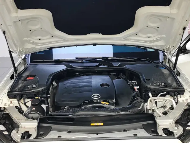 Mercedes-Benz E-Class — Фото автомобиля 13
