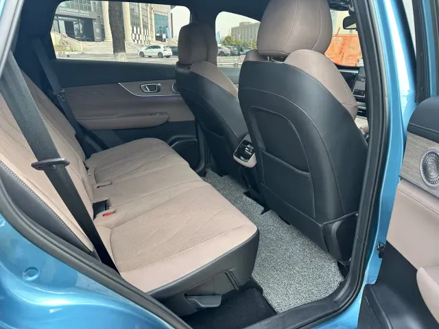 Chery Tiggo 8 PLUS C-DM — Фото автомобиля 9