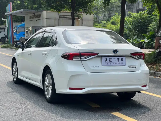 Toyota Corolla 2023 1.8L Smart Hybrid Dual Engine Elite Edition — Фото автомобиля 7