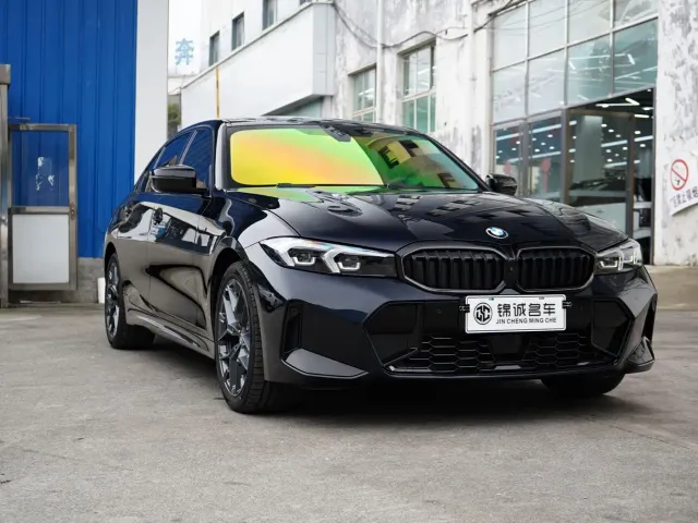 BMW 3 Series — Фото автомобиля 3