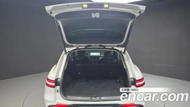 Genesis GV70 — Фото автомобиля 20