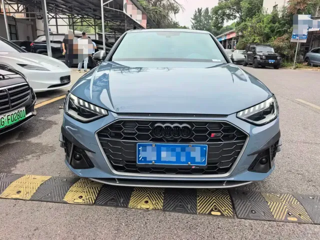 Audi A4L — Фото автомобиля 2