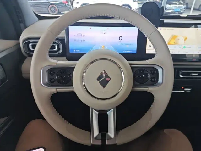 Baojun Yep — Фото автомобиля 6