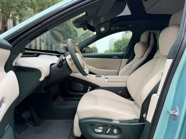 Xiaomi Auto Xiaomi YU7 2025 Ultra Long Range High Performance AWD Max Edition — Фото автомобиля 6
