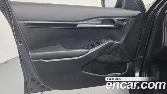 Kia Seltos — Фото автомобиля 13
