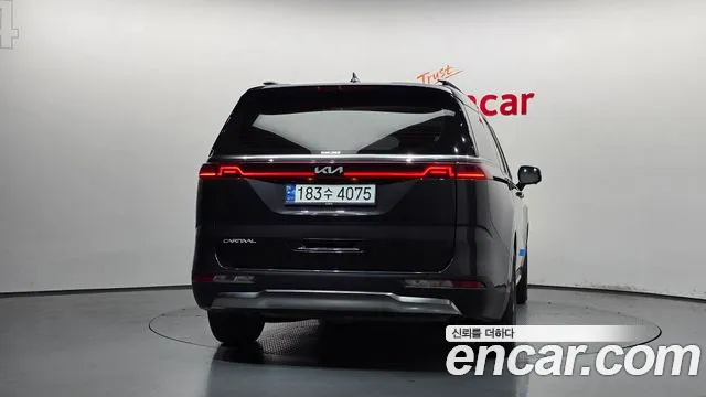 Kia Canival Carnival 4 поколение Дизель 9 мест Signature — Фото автомобиля 4