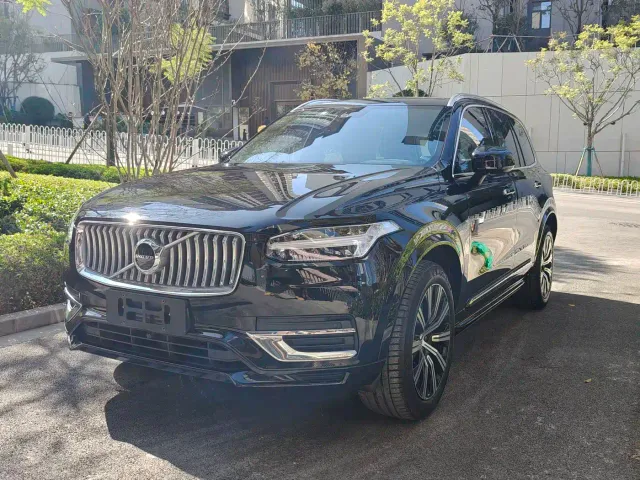 Фотография автомобиля — Volvo XC90