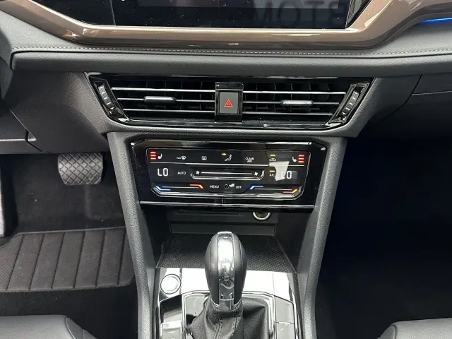 Volkswagen Tharu — Фото автомобиля 15