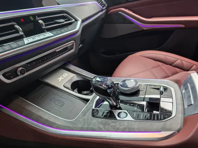 BMW X5 — Фото автомобиля 4