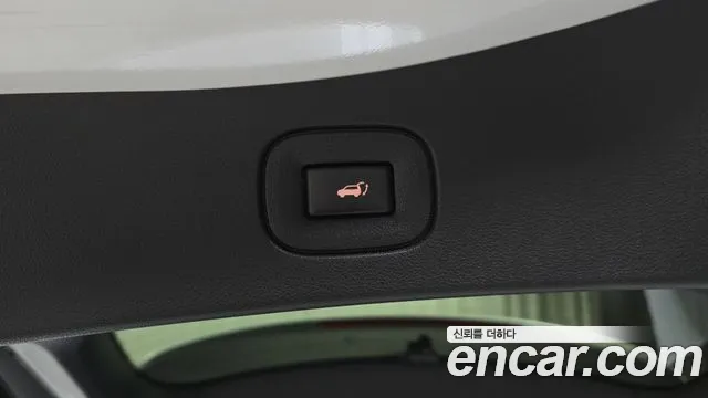 Renault-KoreaSamsung QM6 Новый QM6 2.0 GDe RE Signature 2WD — Фото автомобиля 30