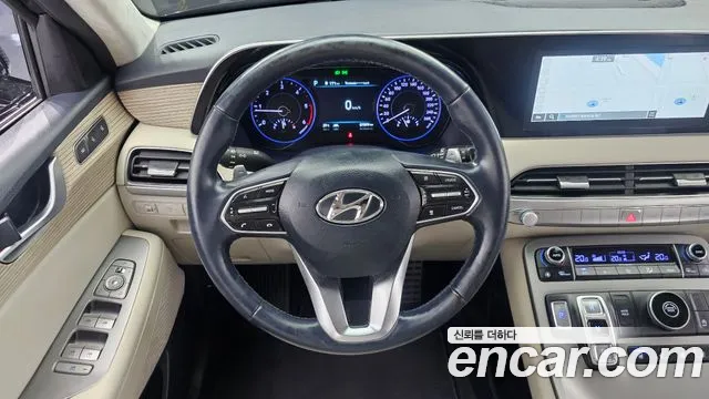Hyundai Palisade Palisade Дизель 2.2 2WD — Фото автомобиля 13