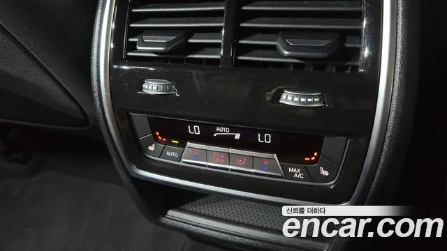 BMW X6 xDrive40i M Sport — Фото автомобиля 26
