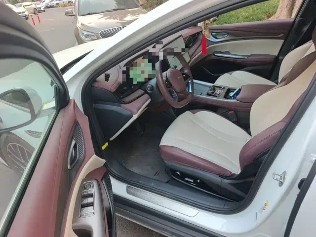 BYD Seal — Фото автомобиля 12