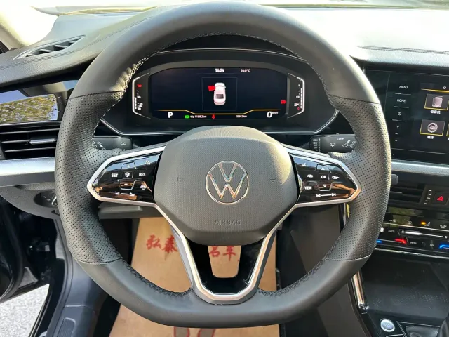 Volkswagen Passat — Фото автомобиля 6