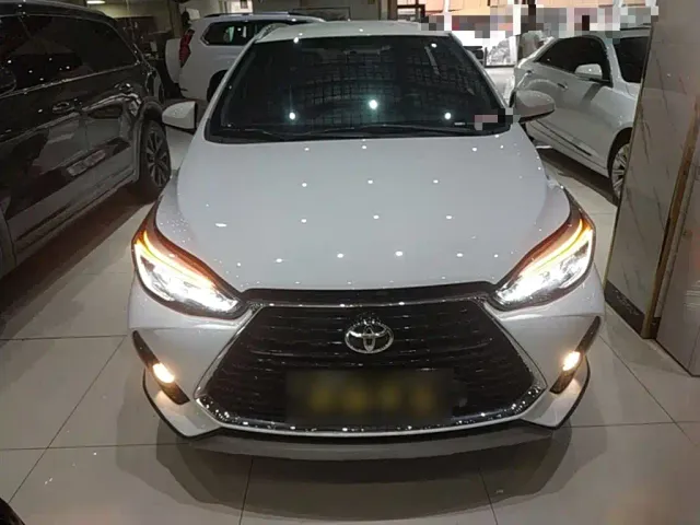 Toyota YARiS L Zhi Xuan — Фото автомобиля 2