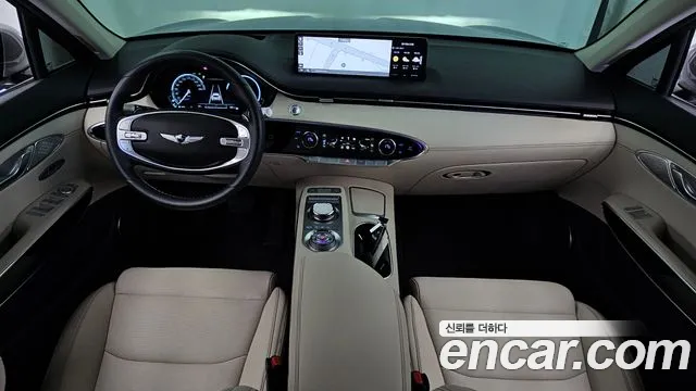Genesis GV70 — Фото автомобиля 10