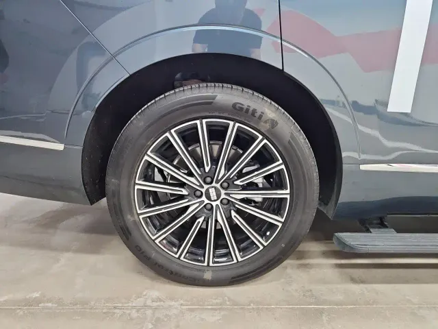 Geely Galaxy M9 — Фото автомобиля 18