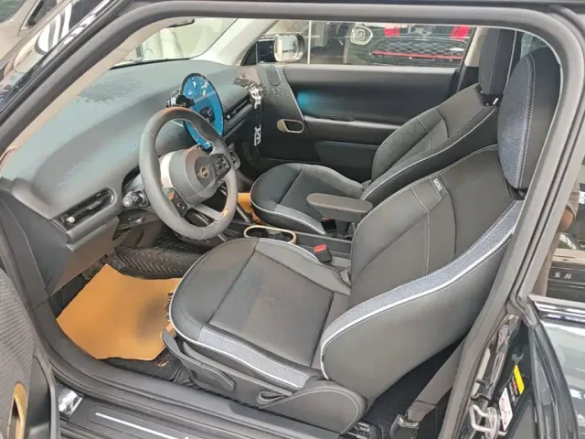 MINI Cooper — Фото автомобиля 14