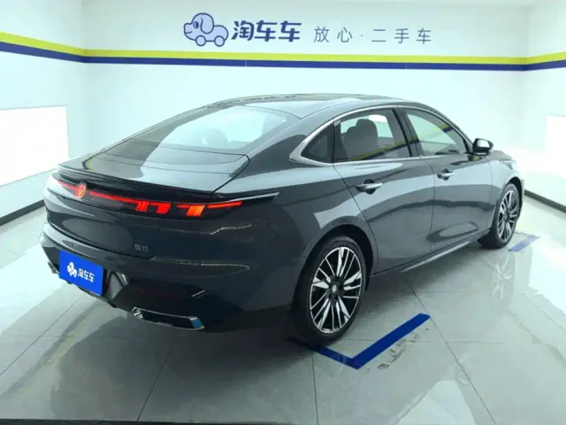 Changan Eado — Фото автомобиля 3