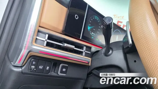 Hyundai Santa Fe — Фото автомобиля 25
