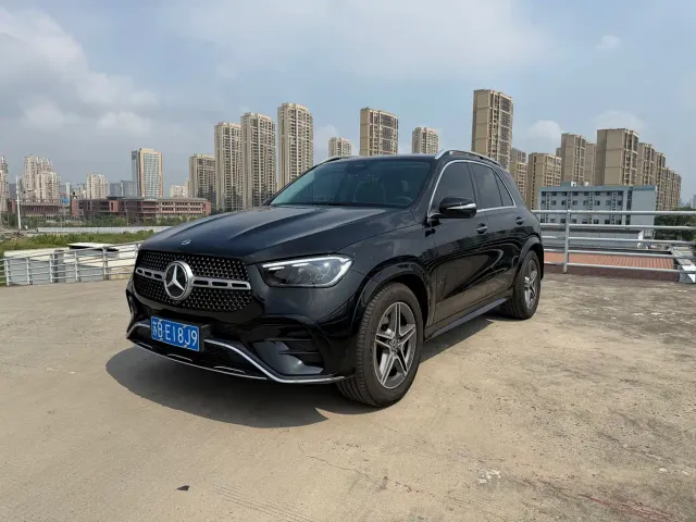 Фотография автомобиля — Mercedes-Benz GLE-Class