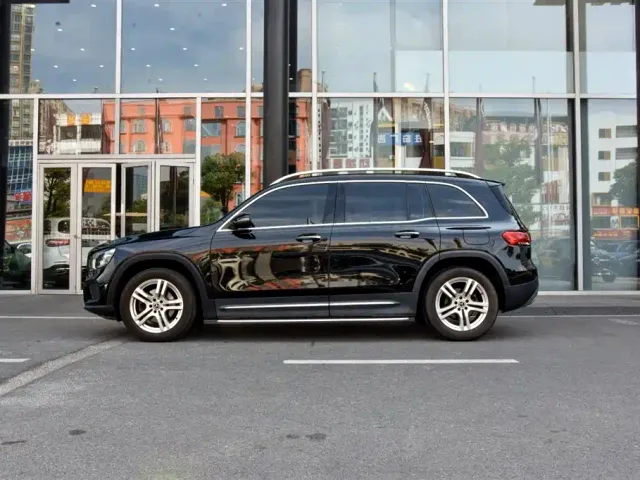 Mercedes-Benz GLB-Class — Фото автомобиля 3