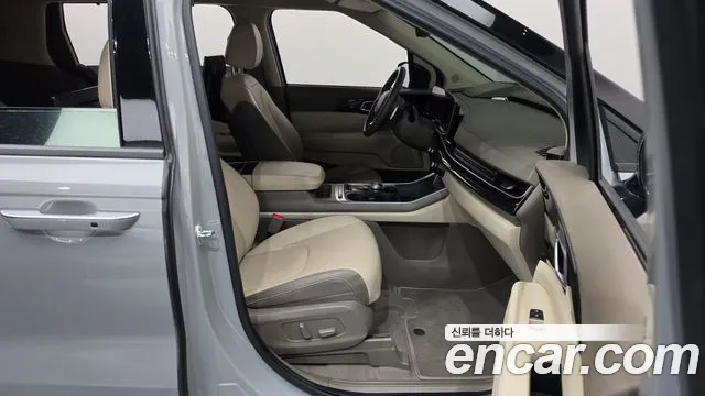 Kia Carnival 4th Gen — Фото автомобиля 16
