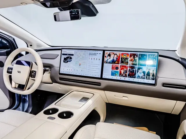 Li Auto Li i8 2025 Standard Edition — Фото автомобиля 21