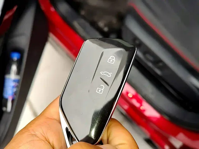 Volkswagen ID.3 — Фото автомобиля 8