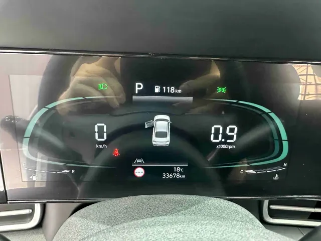 Hyundai Elantra — Фото автомобиля 10