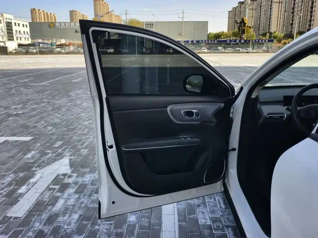 Changan Qiyuan Q05 — Фото автомобиля 7