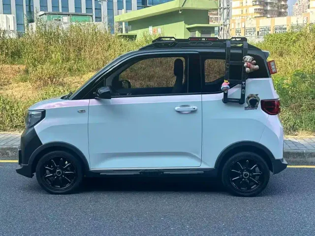 Wuling Hongguang Mini EV — Фото автомобиля 13