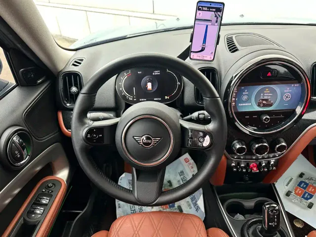 MINI Countryman — Фото автомобиля 10