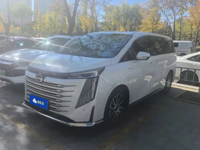 Фотография автомобиля — GAC Trumpchi E9