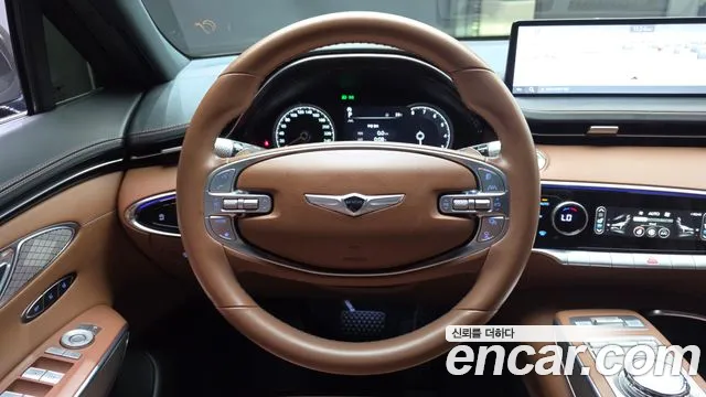 Genesis GV70 — Фото автомобиля 13
