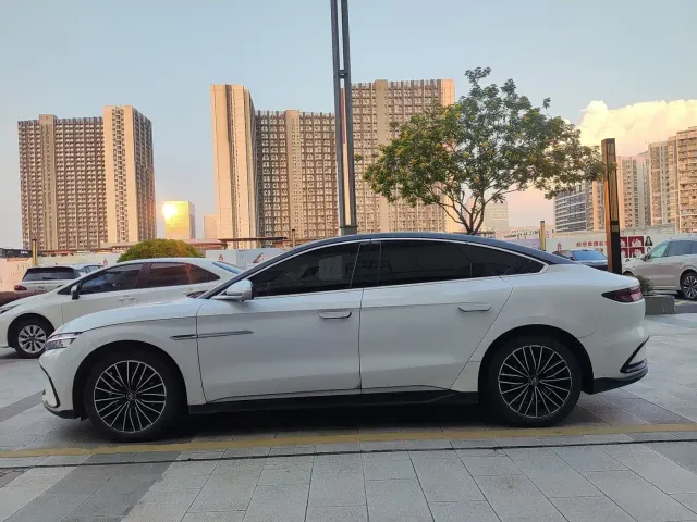 BYD Han — Фото автомобиля 5