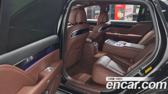 Genesis G90 Бензин 3.5 Turbo 2WD — Фото автомобиля 25