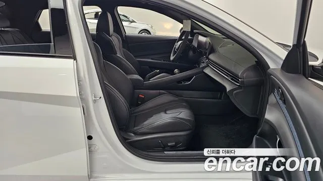 Hyundai Avante CN7 — Фото автомобиля 25
