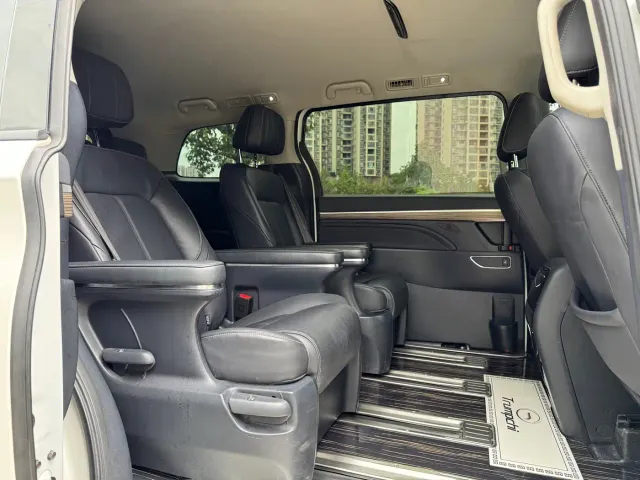 GAC Trumpchi M8 — Фото автомобиля 11