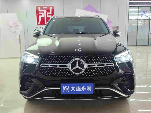 Mercedes-Benz GLE-Class — Фото автомобиля 2