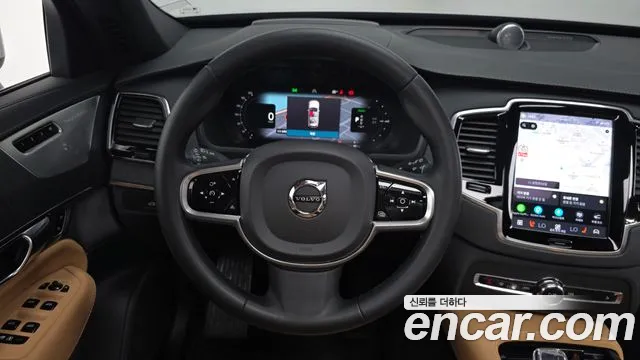Volvo XC90 — Фото автомобиля 20